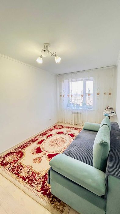 Продается 2 комнатная квартира .