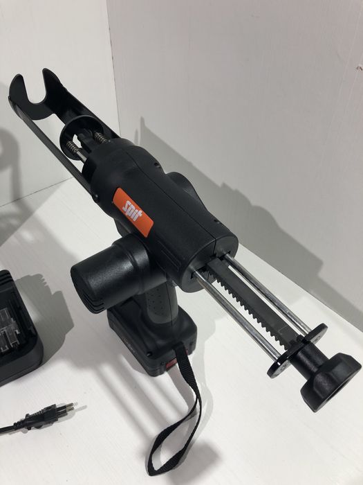 Pistol ancoră chimică 380ml Spit EGI