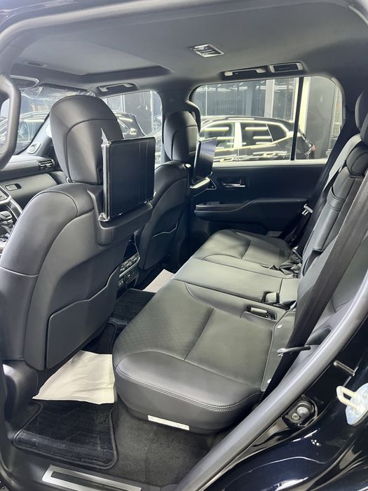 Toyota 300 Land Cruiser