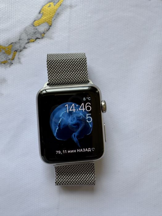 Продам айпл вотч