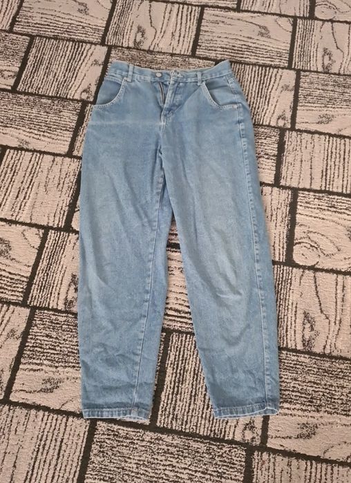 Blugi pull&bear.