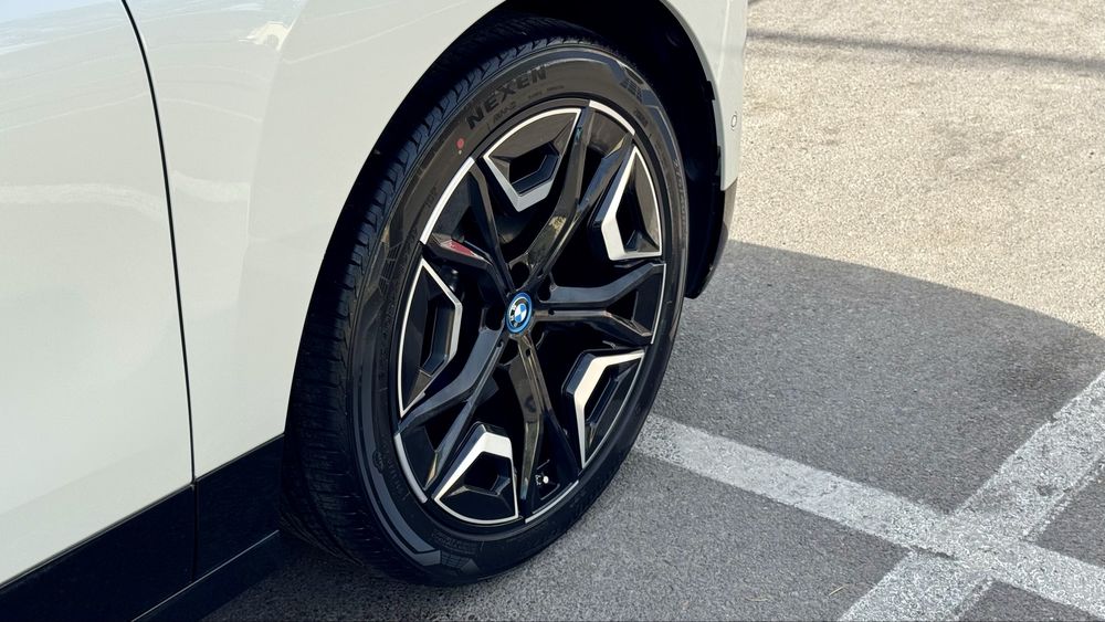 bmw ix  xDRIVE 40