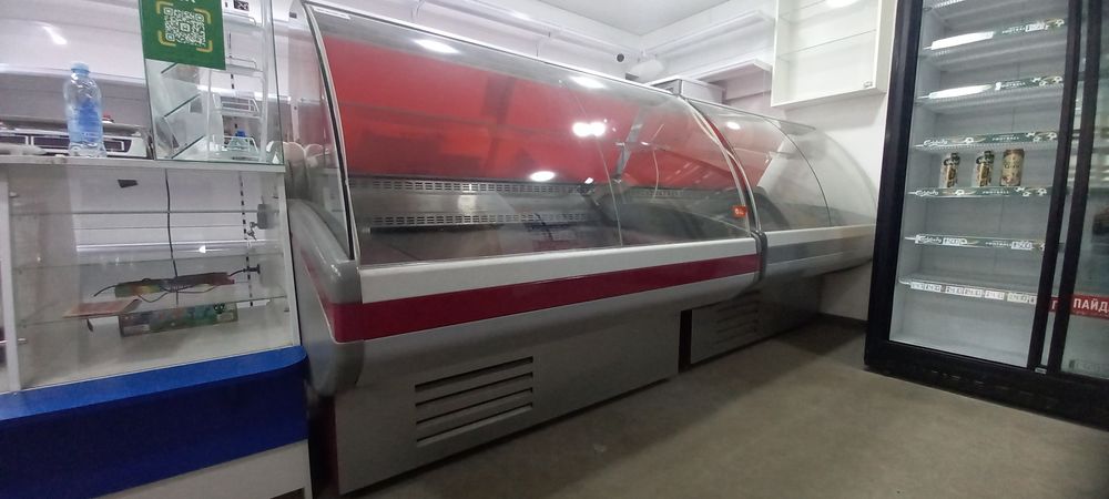 Продам минусовой витринный холодильник Crispy