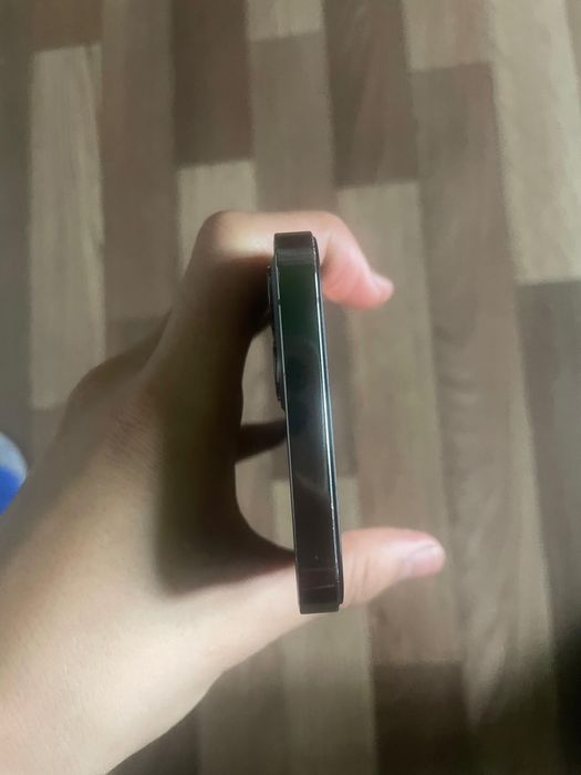 Айфон 12про.