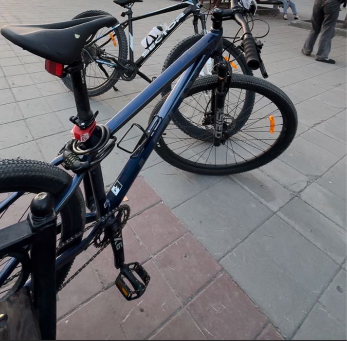 Продам Велосипед ,LAUX XT900