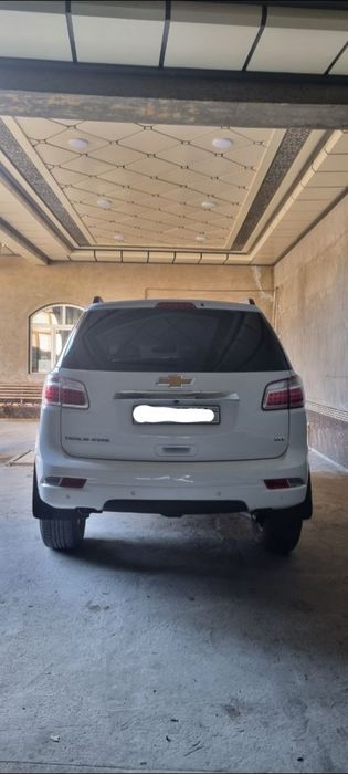 Продаётся Chevrolet Trailblazer Сотилади