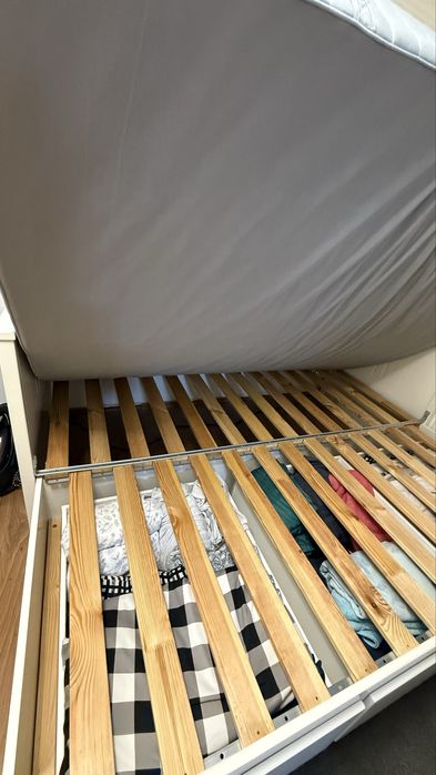 Divan IKEA Hemnes