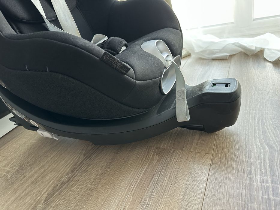 Scaun auto Cybex Zi i-Size - rotativ 360, sigur, certificat i-Size