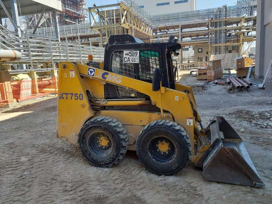 Bobcat мини погрузчик XCMG сотилади