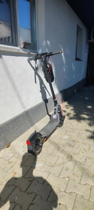 Trotinetă electrică Ninebot e3