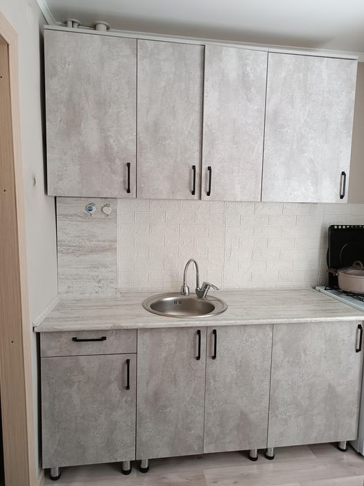 Продам кухонный гарнитур