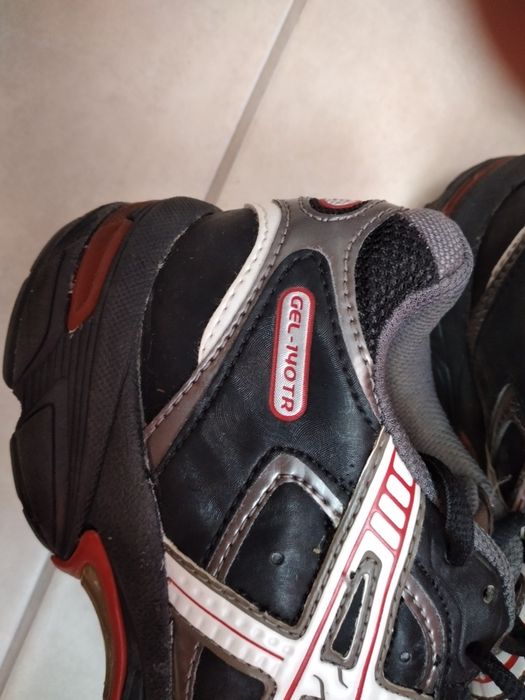 Маратонки Asics Gel номер 37,5