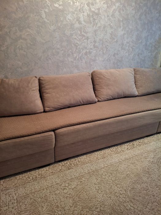 Продам диван срочно