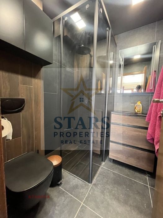 Продажба 4-стаен гр. Варна - жк. Чайка 230m²