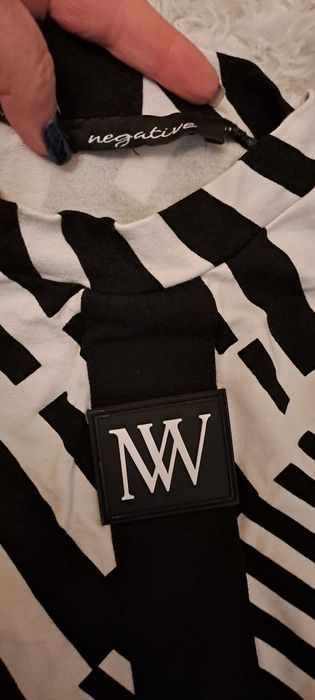 Рокля на Негатив