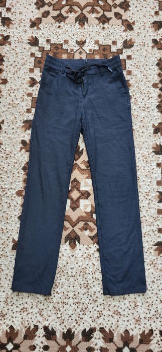 Продам НЕДОРОГО школьные вещи