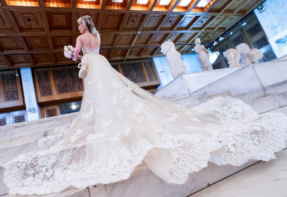 Сватбена дизайнерска рокля Mila nova