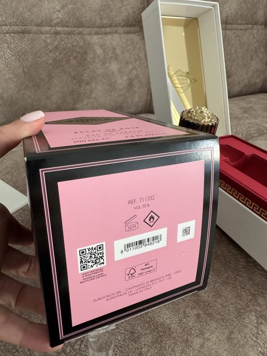Парфюм Versace Eclat de rose