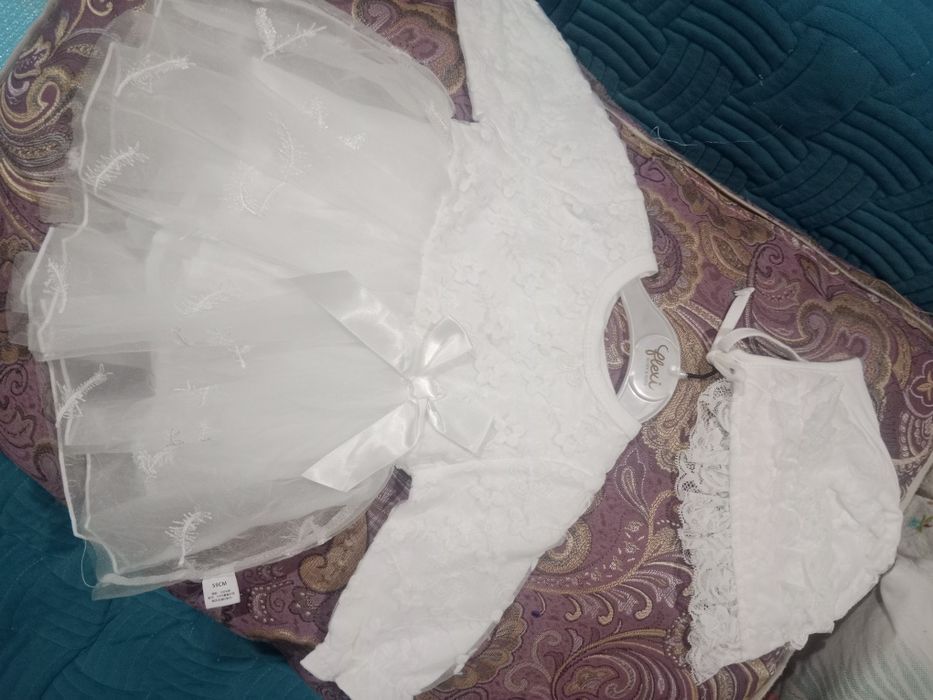 Продам платье для девочки