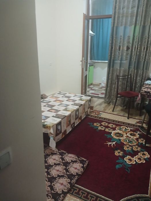 Kvartira ijaraga 2 xona 60kv Quruvchilar bekatiga 2 minut