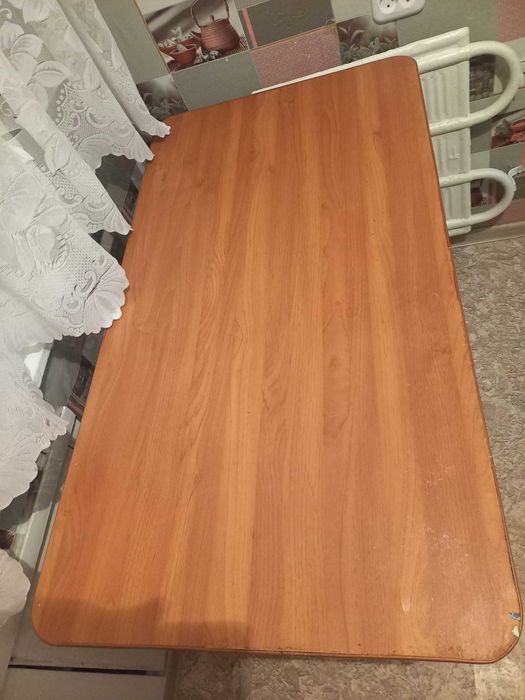 Кухонный стол   в хор сост