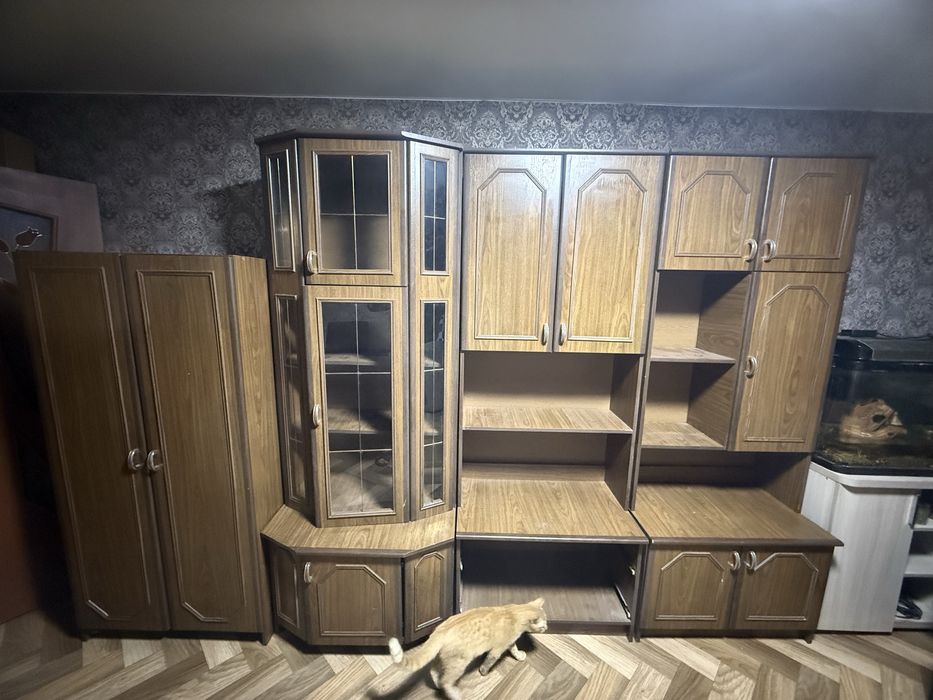 Стенка, шкаф в гостиную