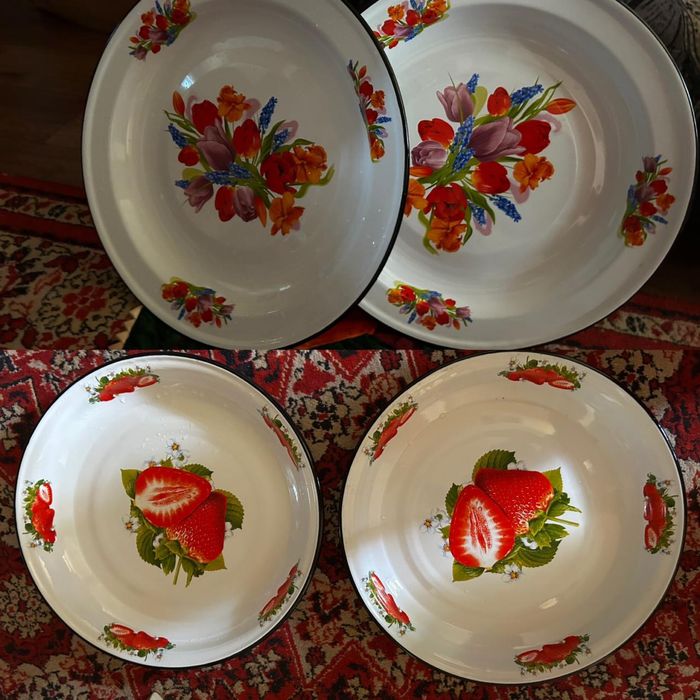 Блюда бэмалированная 4 шт