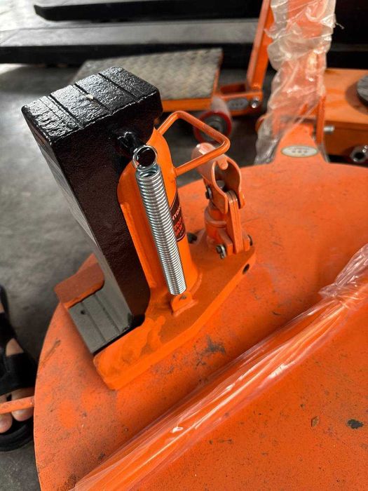 такелажная танка .домкрат . комплект ролик 18 тон . цена со скидкой