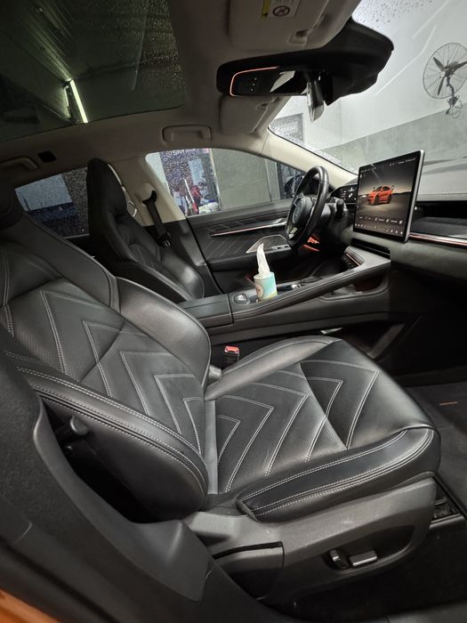 Zeekr 001 Dual Motor 11.2023 yil 29000 probeg