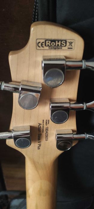 Бас-гитара Cort, 5 струнный, черный. черный!