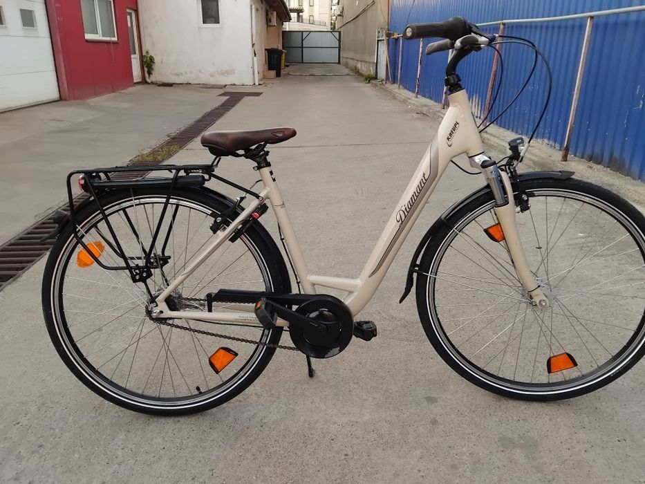 Vând bicicleta Diamant din aluminiu pentru damă