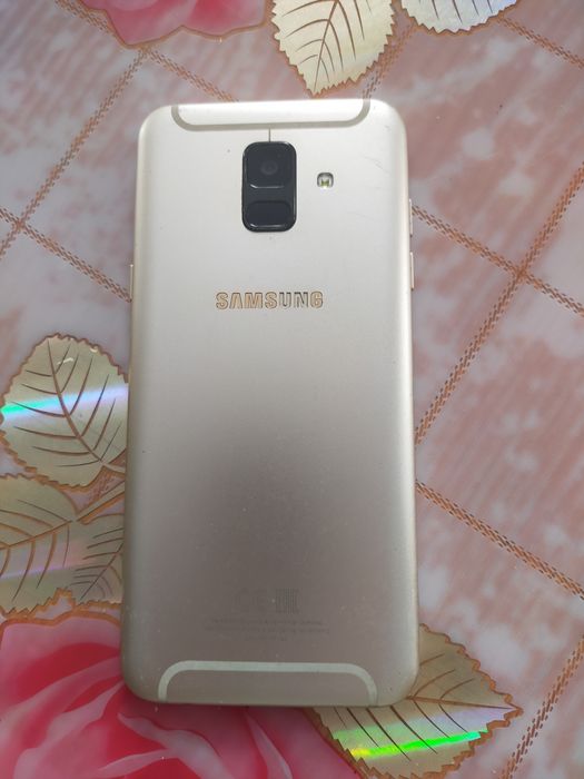 Самсунг Галакси А6