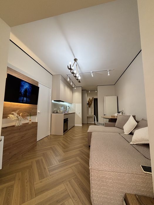 Сдам евродвушку с мебелью