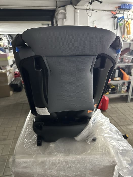 Продам авто кресло детское