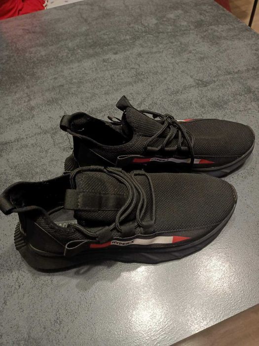 Мъжки спортни обувки