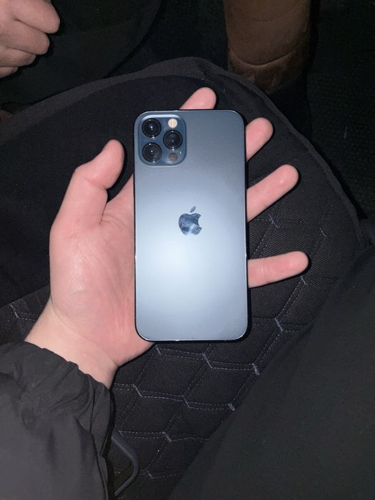 Айфон 12 про, 256 гб , акб 73