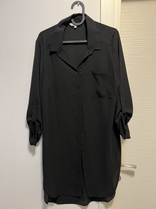 Se vand 3 rochii: rochie dama Mango + altele