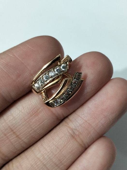Золотые серьги 585 пробы