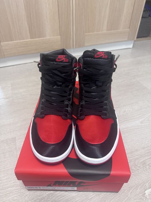 Jodan 1 Satin Bred Originali 44,5