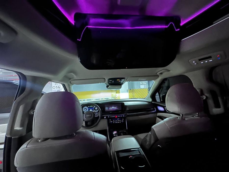 KIA Carnival сотилади