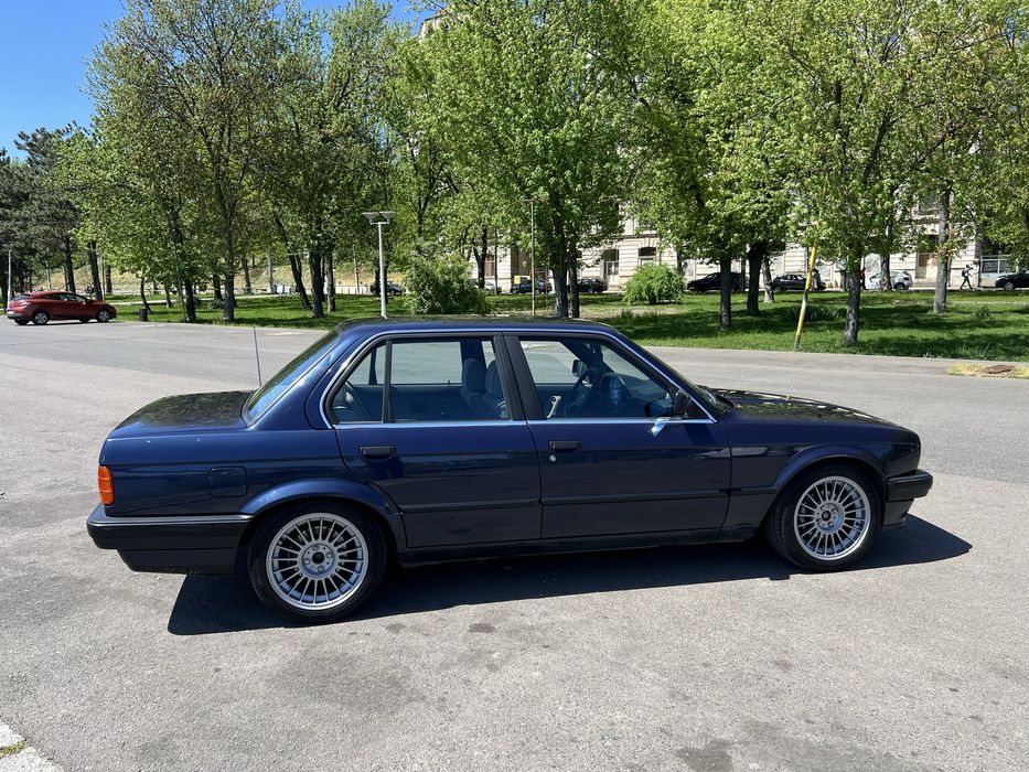 De vanzare Bmw E30 318i