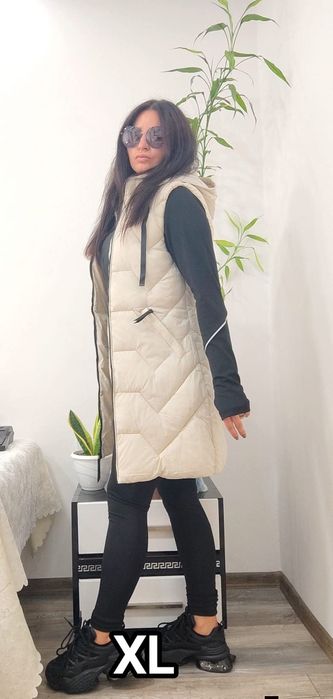 РАЗПРОДАЖБА Дамски дълъг елек - грейка с качулка L XL XXL Удобен! Прак