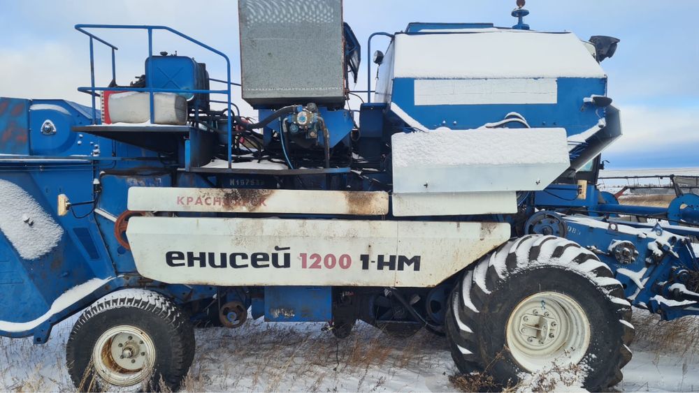 Продам комбайн енисей