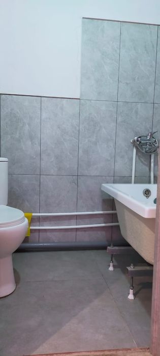 Комната студия с ванной