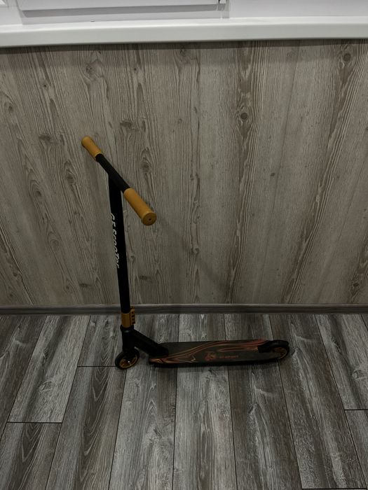 Самокат детский(10-12 лет)