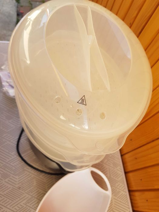 Aparat de gătit cu abur Russell Hobbs – folosită doar de 4 ori