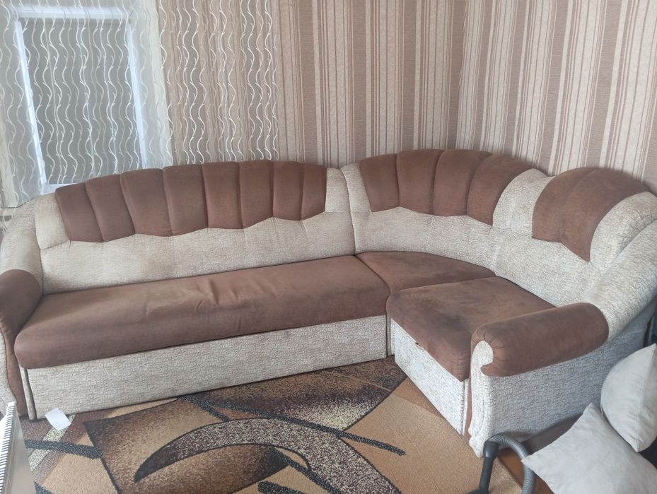 Продам угловой диван