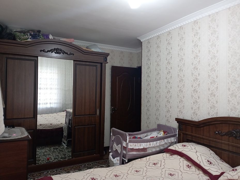 Продаем свою 4х комнатную квартиру..