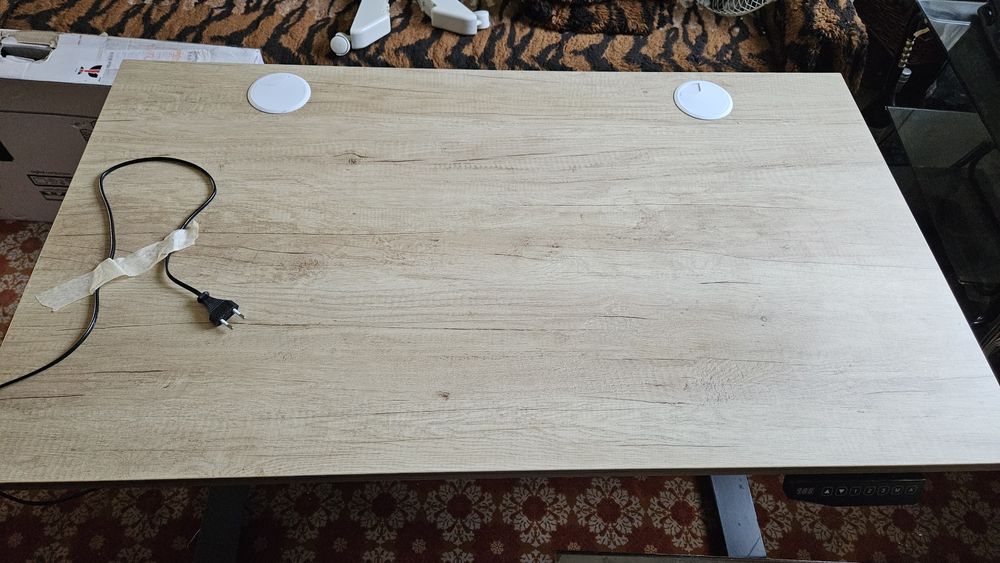 Електрическо регулируемо бюро ChairPro Ergo Desk Basic (118x68 см) – Като ново!