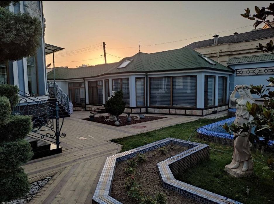 Сдается на аренда дом участок Мирзо Улугбек район военный госпиталь